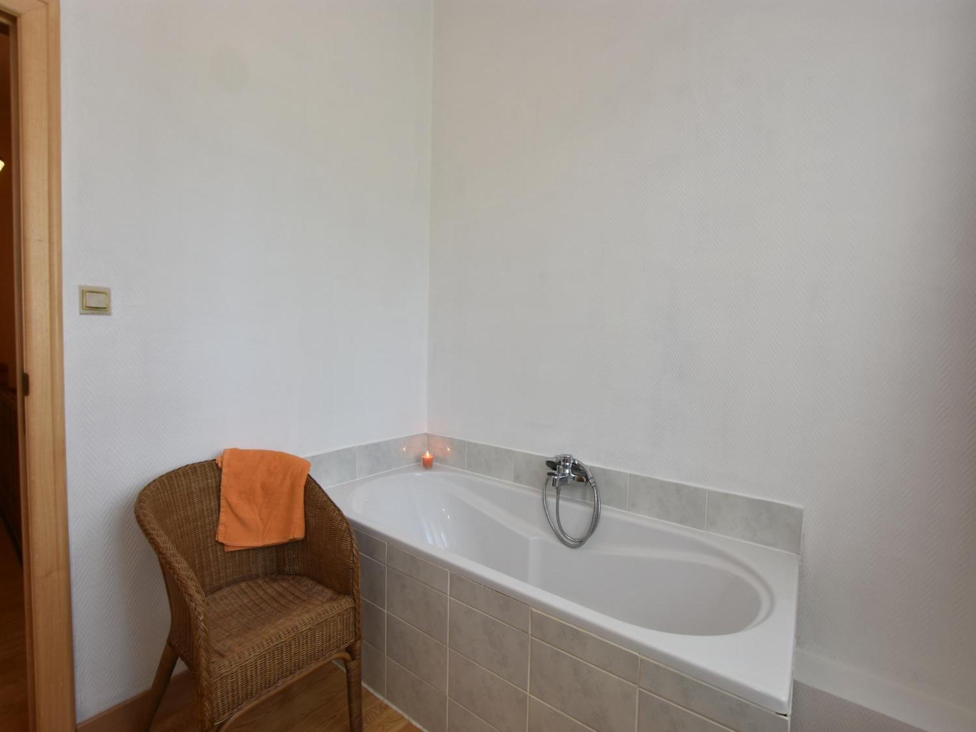 Former Hotel In The Centre And At 50 Metres From The Beach In Panne De Panne Luaran gambar
